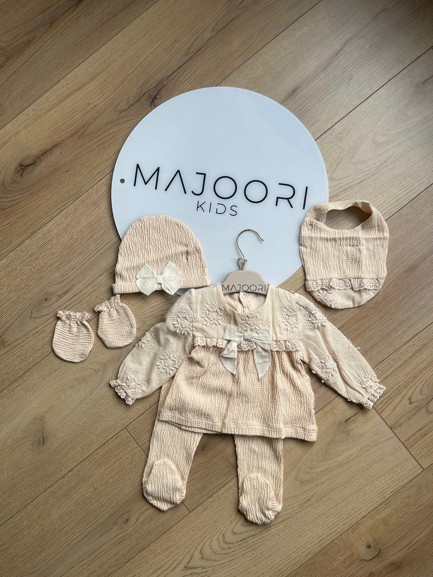 Soft Peach Elegance Set