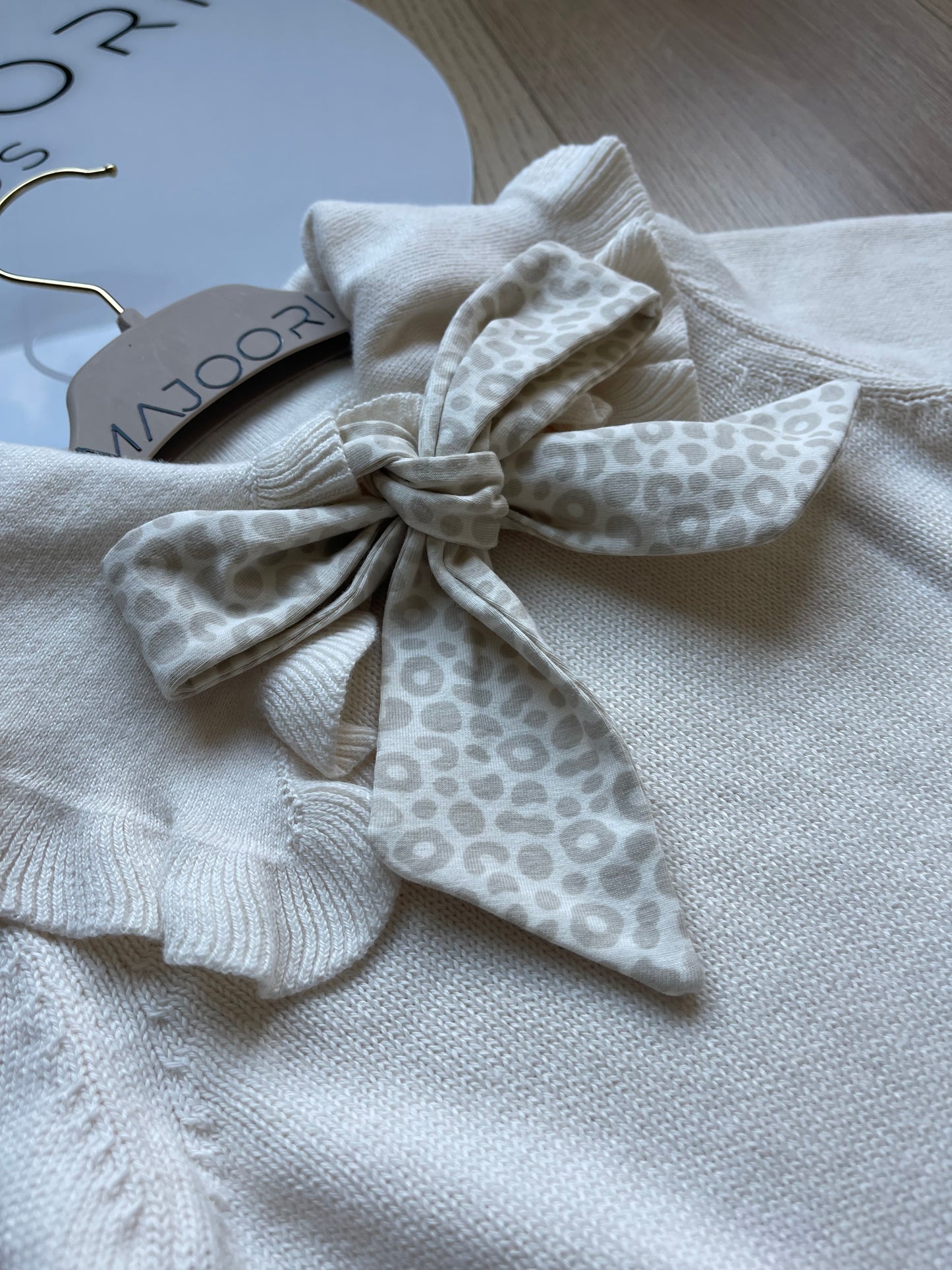 Stacy – Cream ruffles & bow set