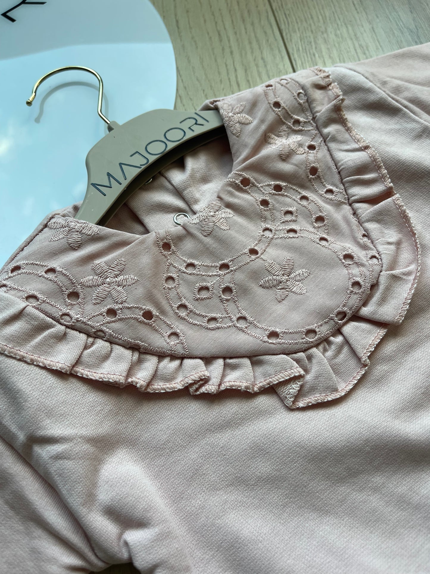 Dua Lace