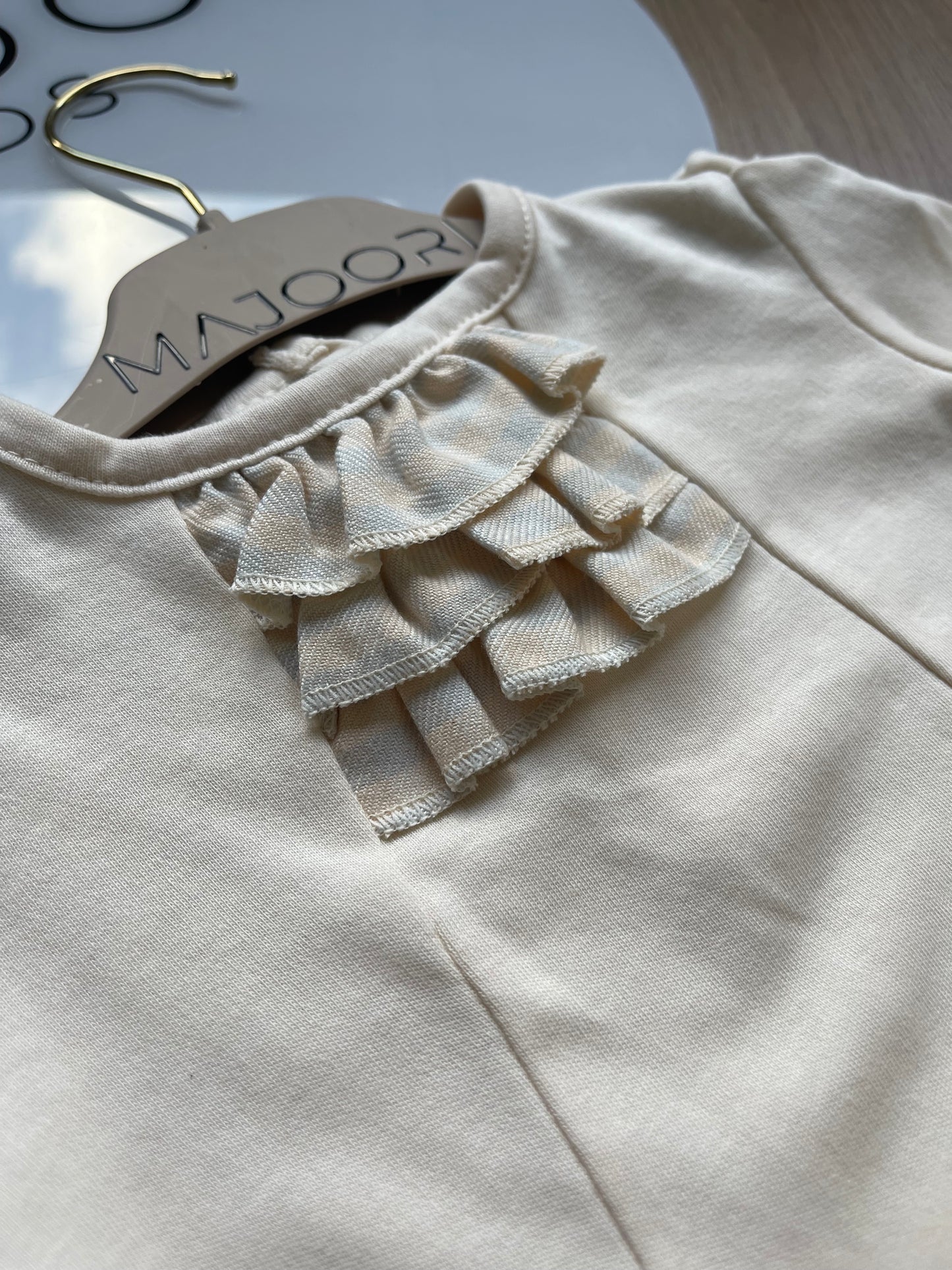 Creamy Chic
